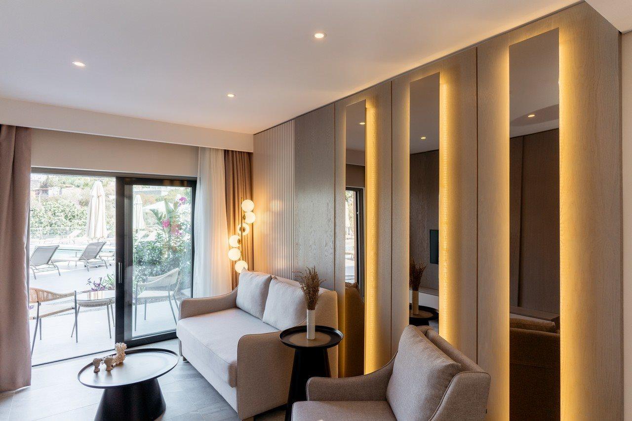 Astrid Hotel Гумушлук Екстериор снимка